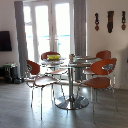 Two Bedroom London Luxury Apartment ภายนอก รูปภาพ