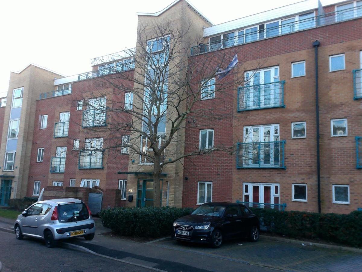Two Bedroom London Luxury Apartment ภายนอก รูปภาพ