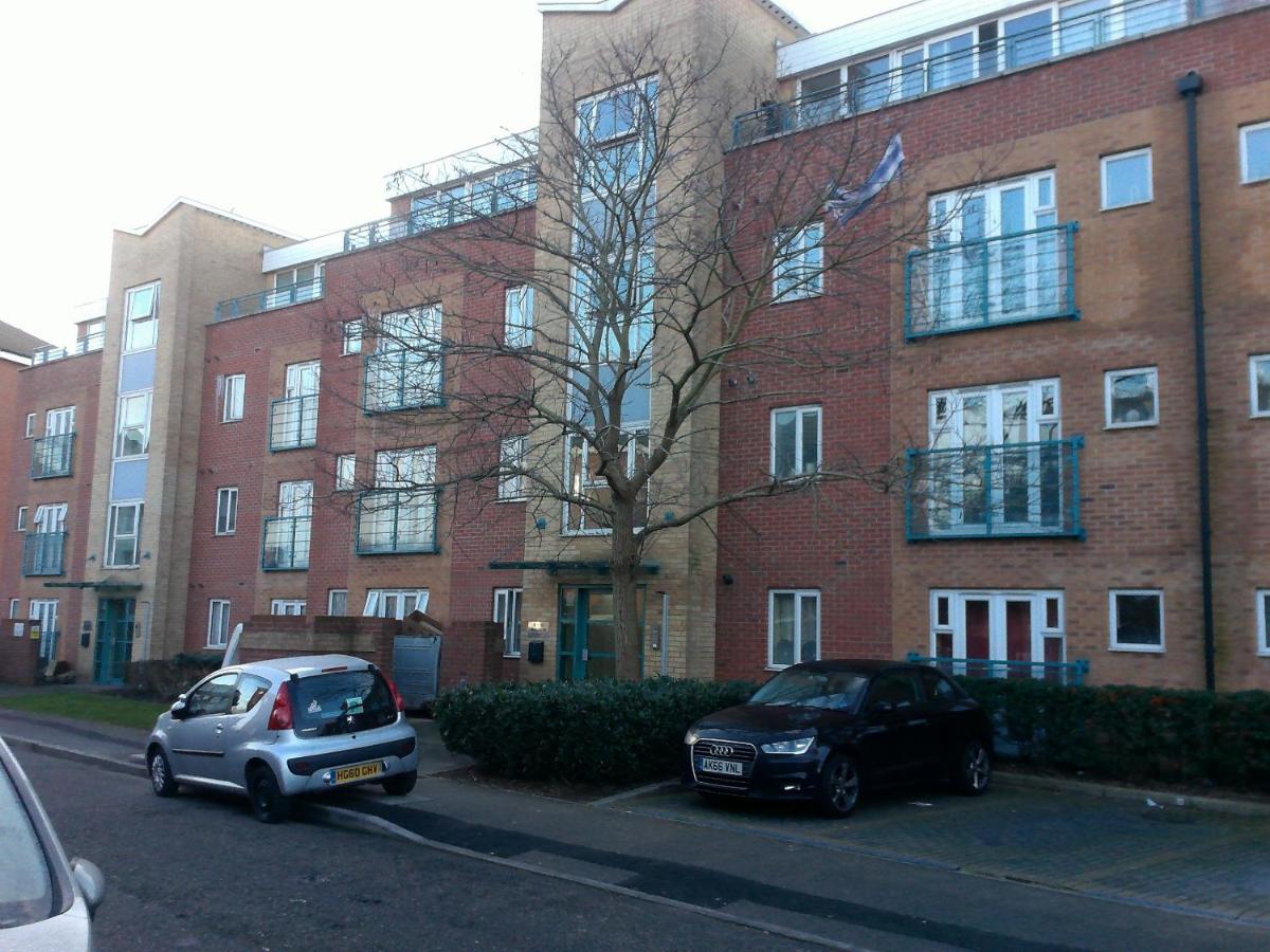 Two Bedroom London Luxury Apartment ภายนอก รูปภาพ